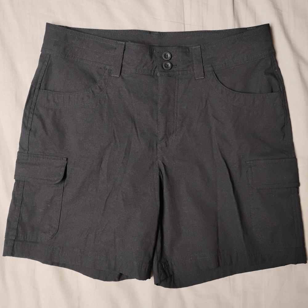 Women's Eddie Bauer Black Cargo Shorts Size 8